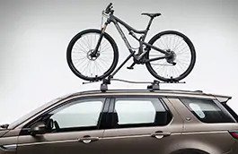 Soporte para bicicletas montado en el techo image