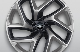 22-дюймовые колесные диски Style 5131 с отделкой Titan Silver и Dark Grey Gloss